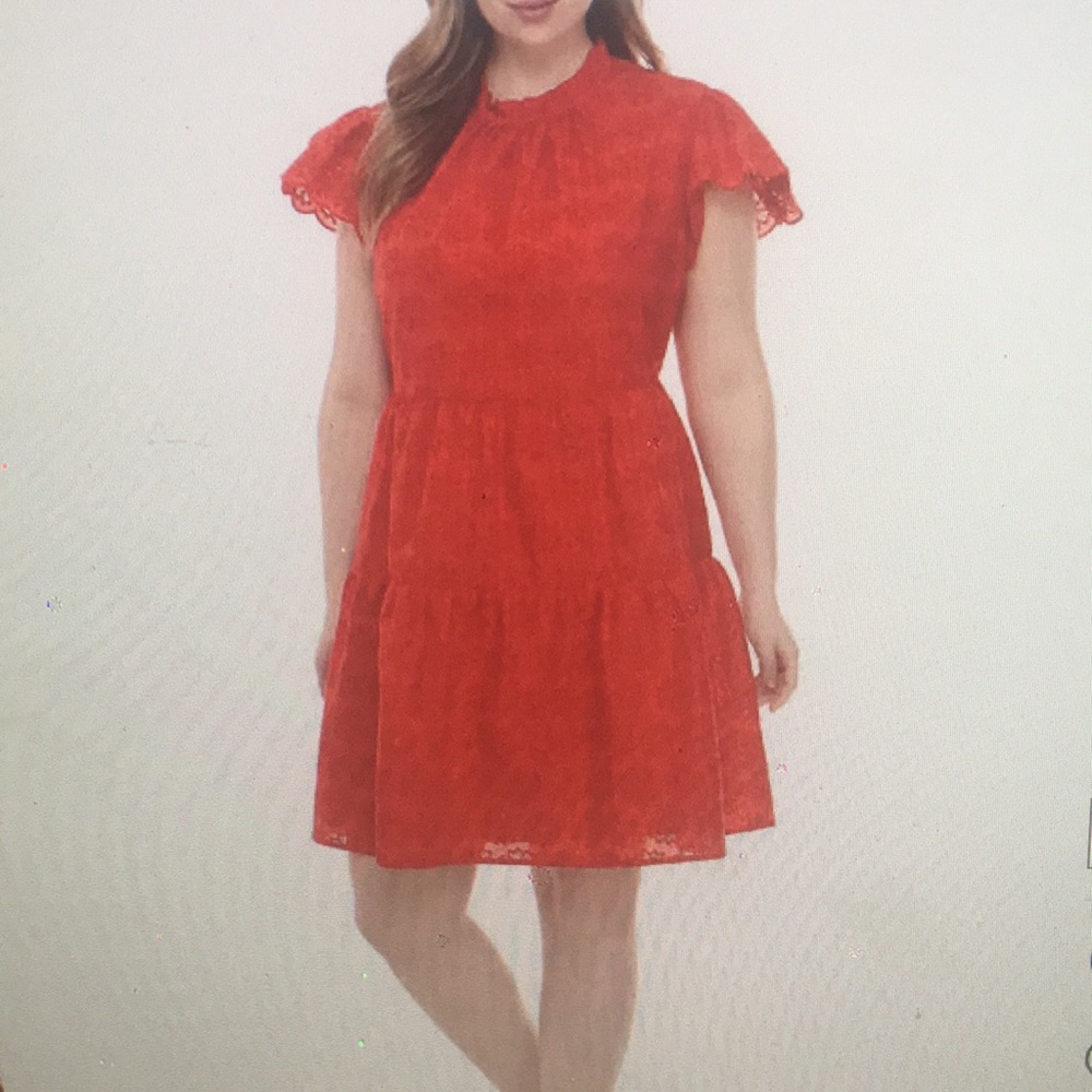 (Sold) Crown & Ivy Plus Size Short Sleeved Dress